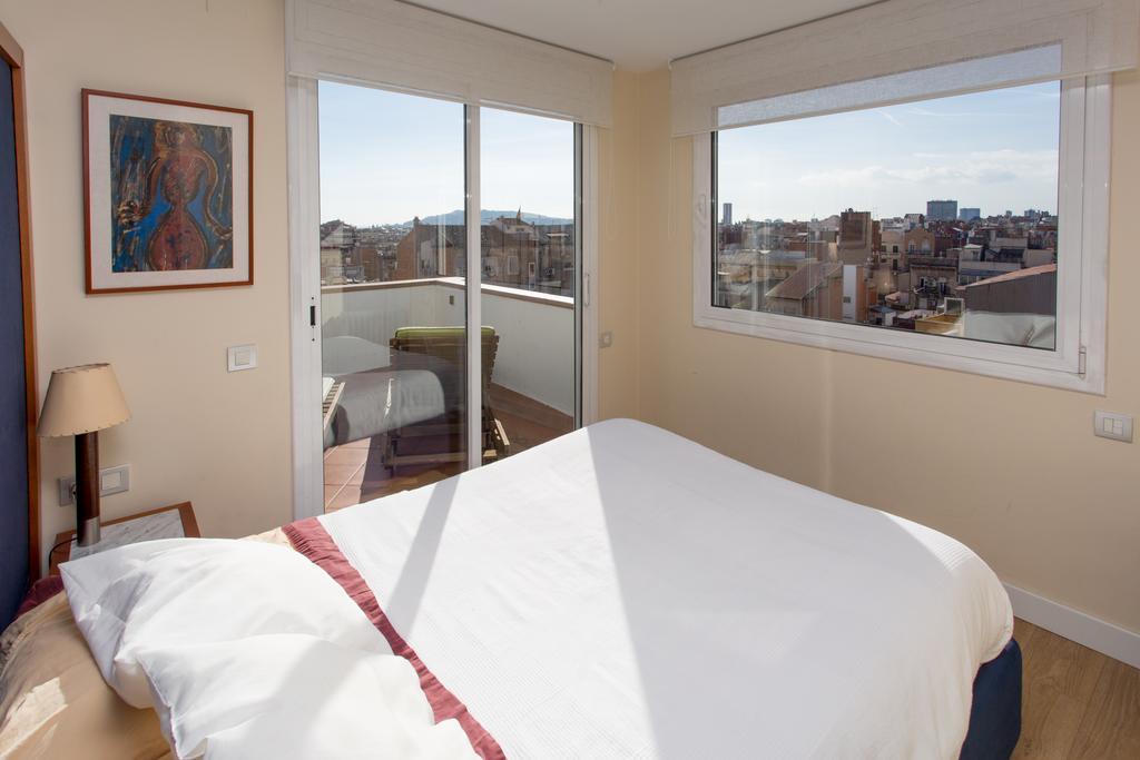 Gaudi Views Apartment Barcelona Exteriör bild
